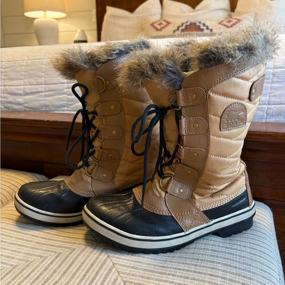 Sorel Tan and Black Winter Boots